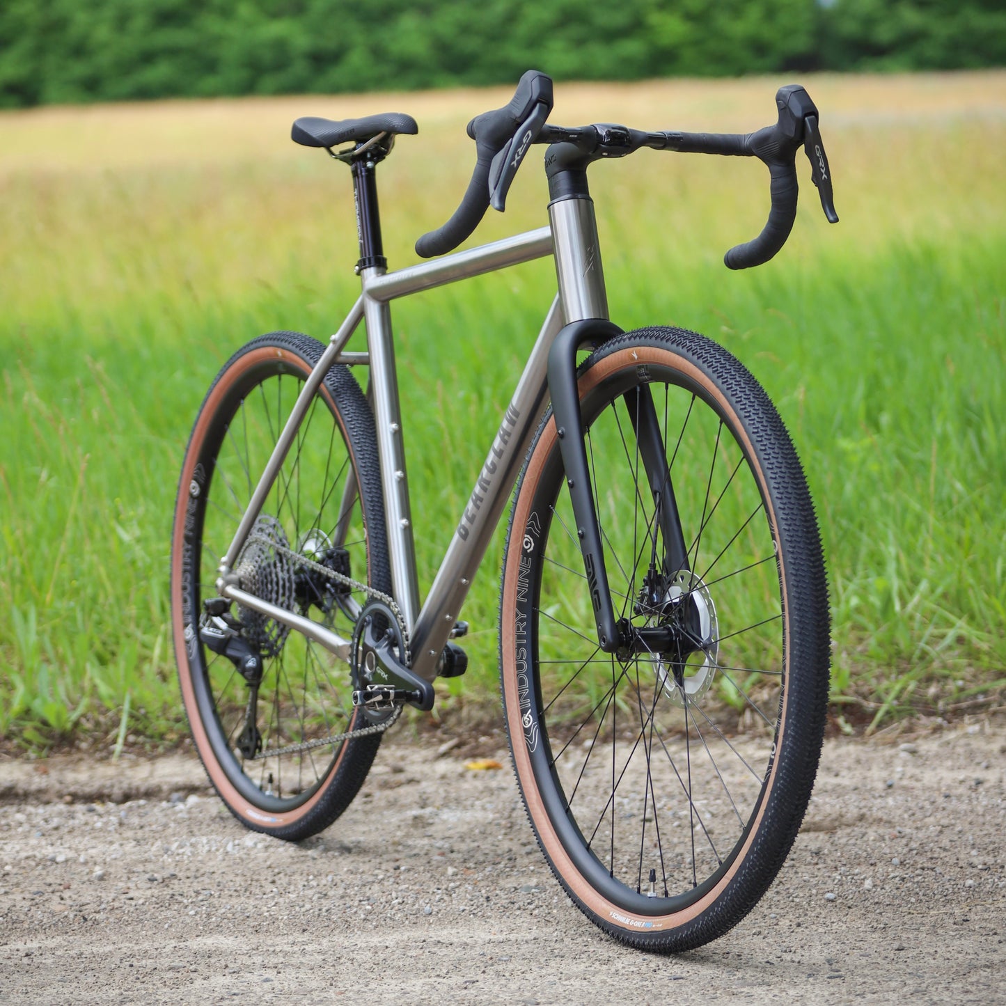54cm Thunderhawk ENVE GRX/XTR Di2 Wireless - internal cable routing